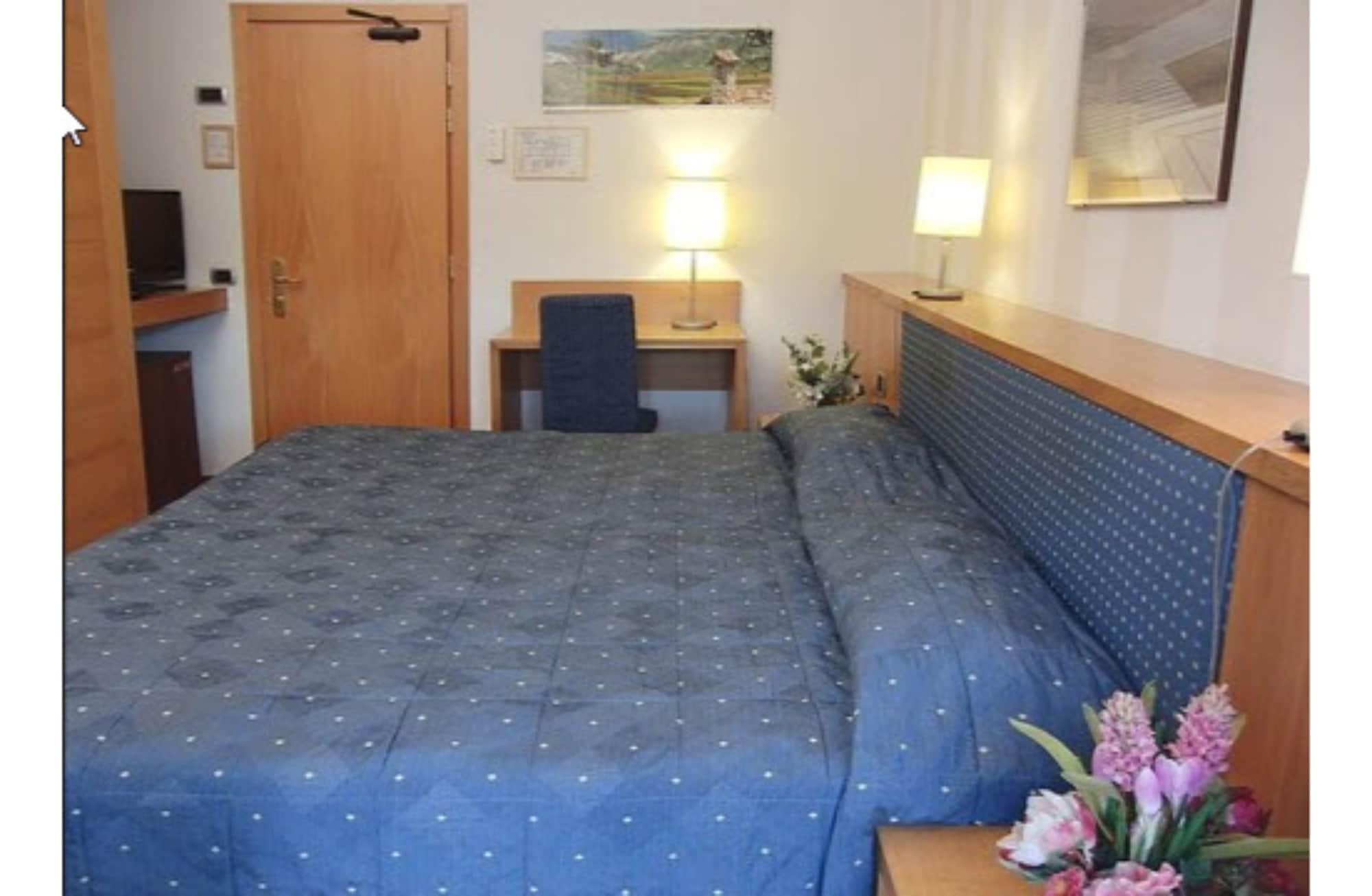 Hotel Clarici Сполето Екстериор снимка