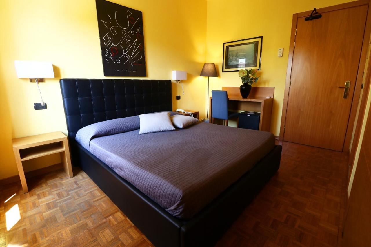 Hotel Clarici Сполето Екстериор снимка
