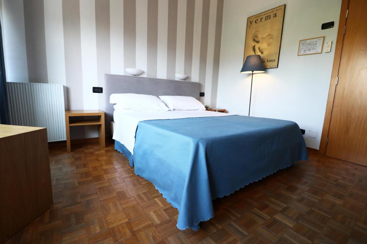 Hotel Clarici Сполето Екстериор снимка